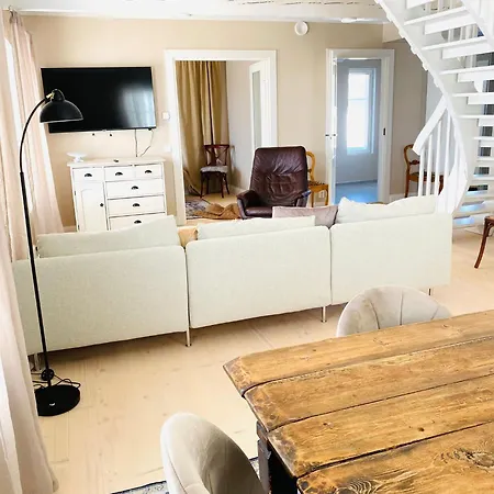 Kokkoladream - Historical Timber Villa Kokkola